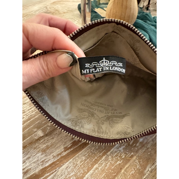 My Flat in London wristlet - Picture 8 of 9